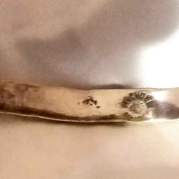 Vintage Silver Bangle - Picture 3 of 3